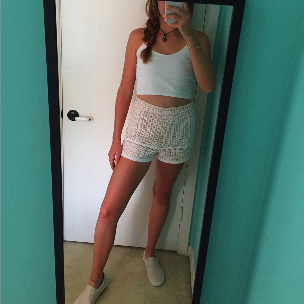High rise shorts🦋